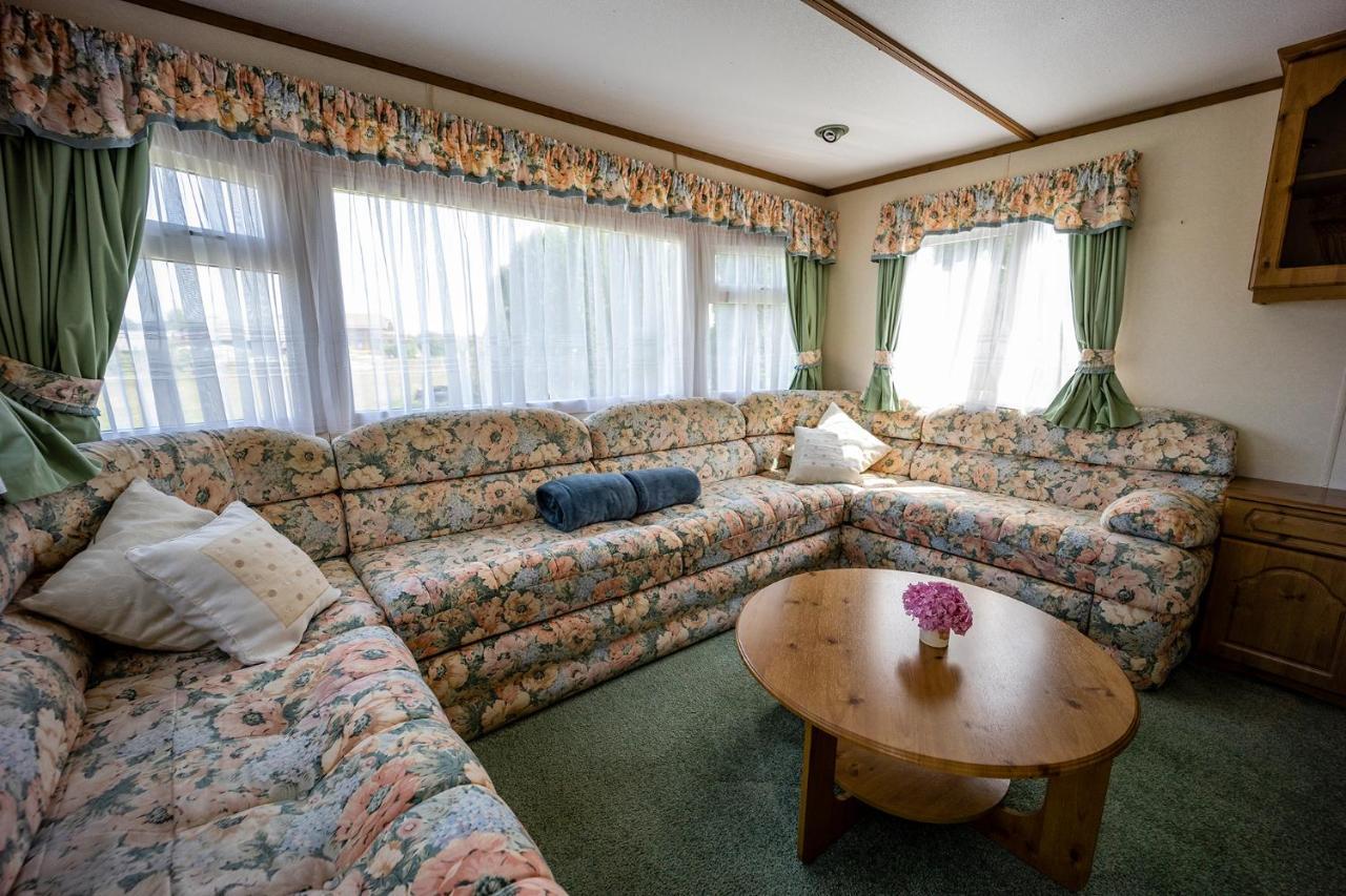 Dveseles Veldzes Darzs Hotell Ziemupe Exteriör bild